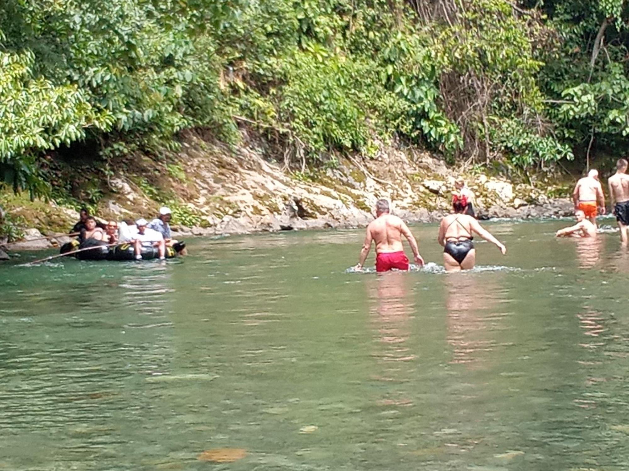 Jungle Treking & Jungle Tour If You Want To Stay Here,You Must Book Treking Only With Us بوكيت لاوانج المظهر الخارجي الصورة